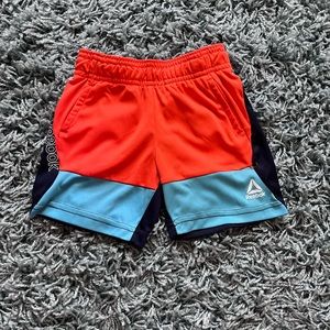 Shorts Reebok 18months